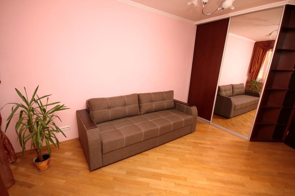 Inn Home Apartments - Livoberezhna Kiev Eksteriør billede