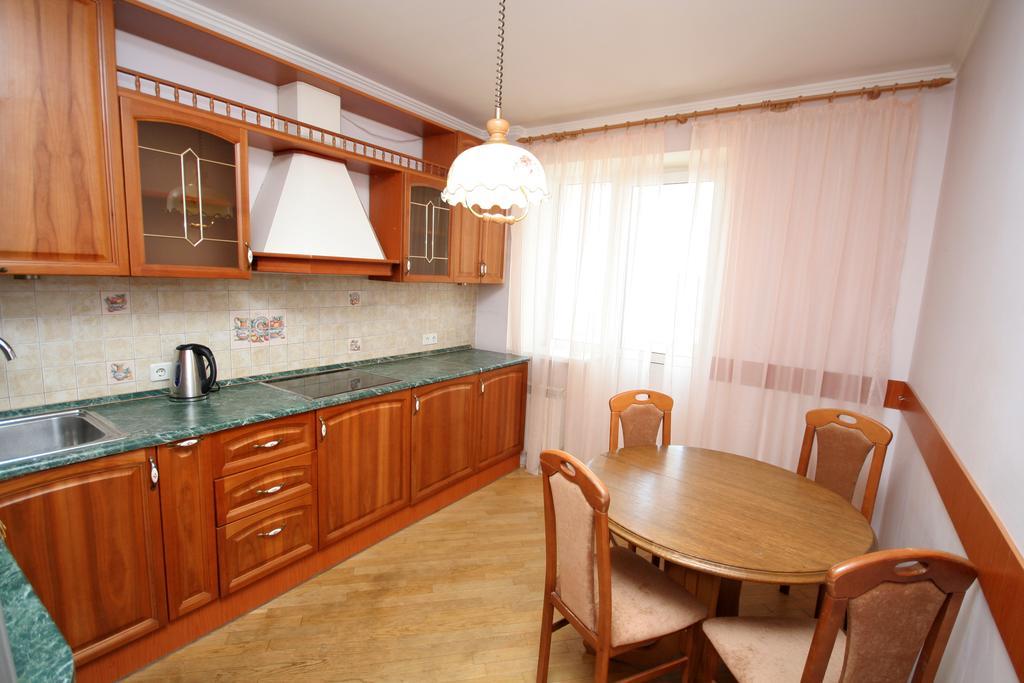 Inn Home Apartments - Livoberezhna Kiev Eksteriør billede