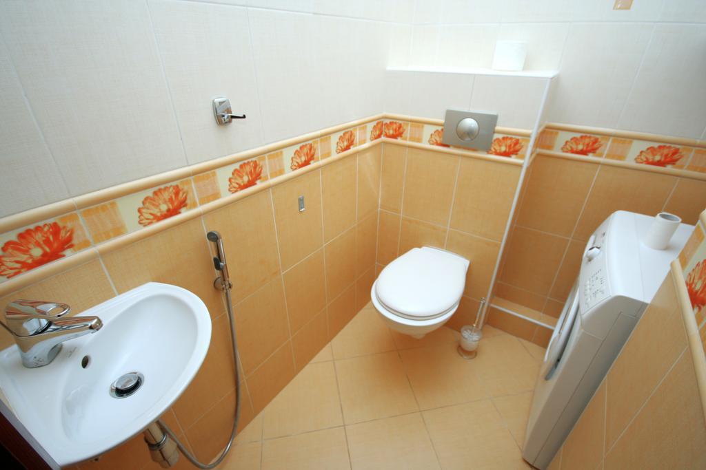 Inn Home Apartments - Livoberezhna Kiev Eksteriør billede