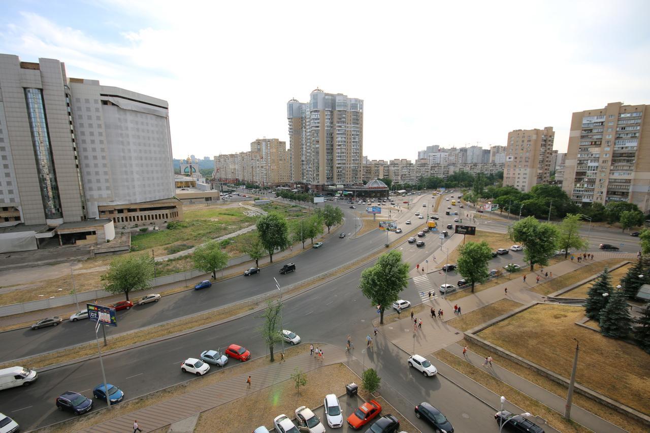 Inn Home Apartments - Livoberezhna Kiev Eksteriør billede